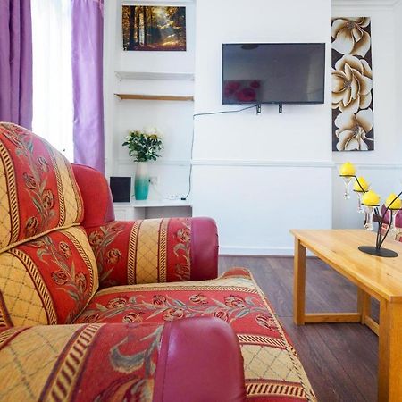 12 Cornwallis Lodge Family Room 1 Stoke-on-Trent 외부 사진