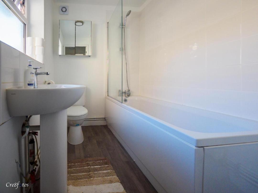 12 Cornwallis Lodge Family Room 1 Stoke-on-Trent 외부 사진
