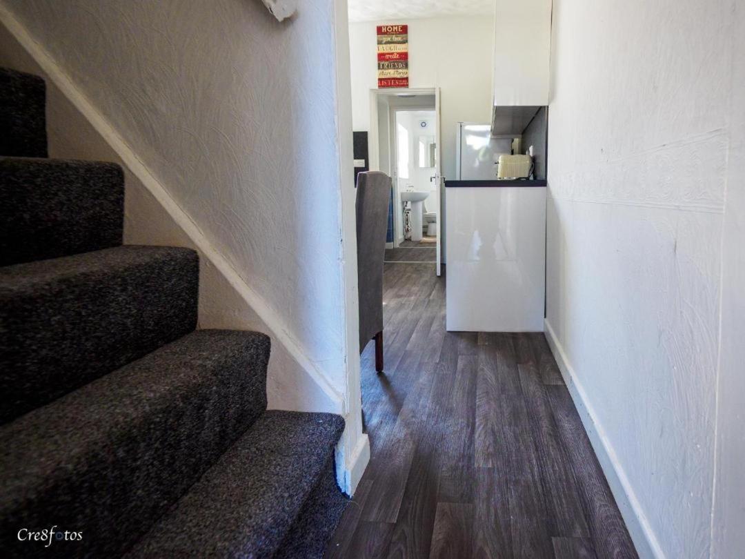 12 Cornwallis Lodge Family Room 1 Stoke-on-Trent 외부 사진