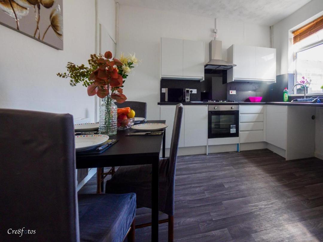 12 Cornwallis Lodge Family Room 1 Stoke-on-Trent 외부 사진